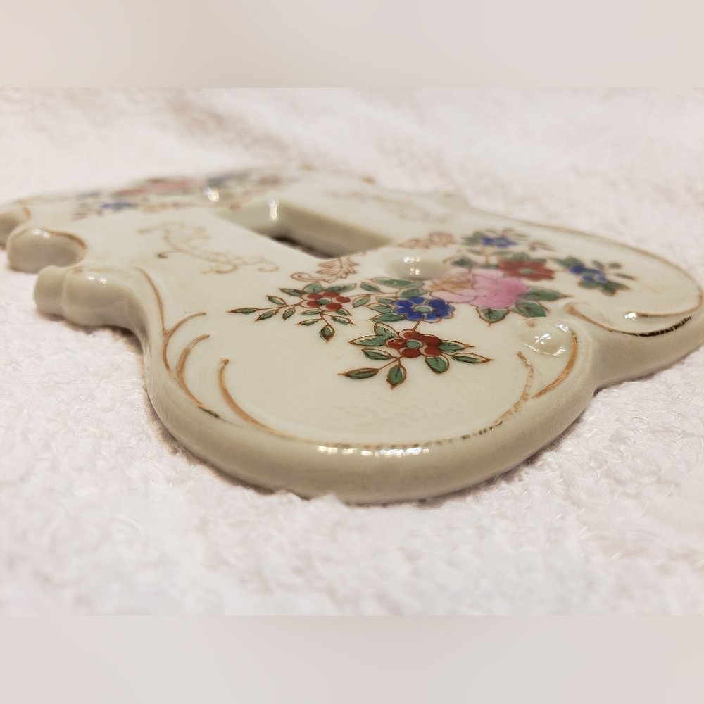 Vintage Switch Plate Cover, Made in Japan Porcelain Shabby Chic Wall Decor - Picture 8 of 9